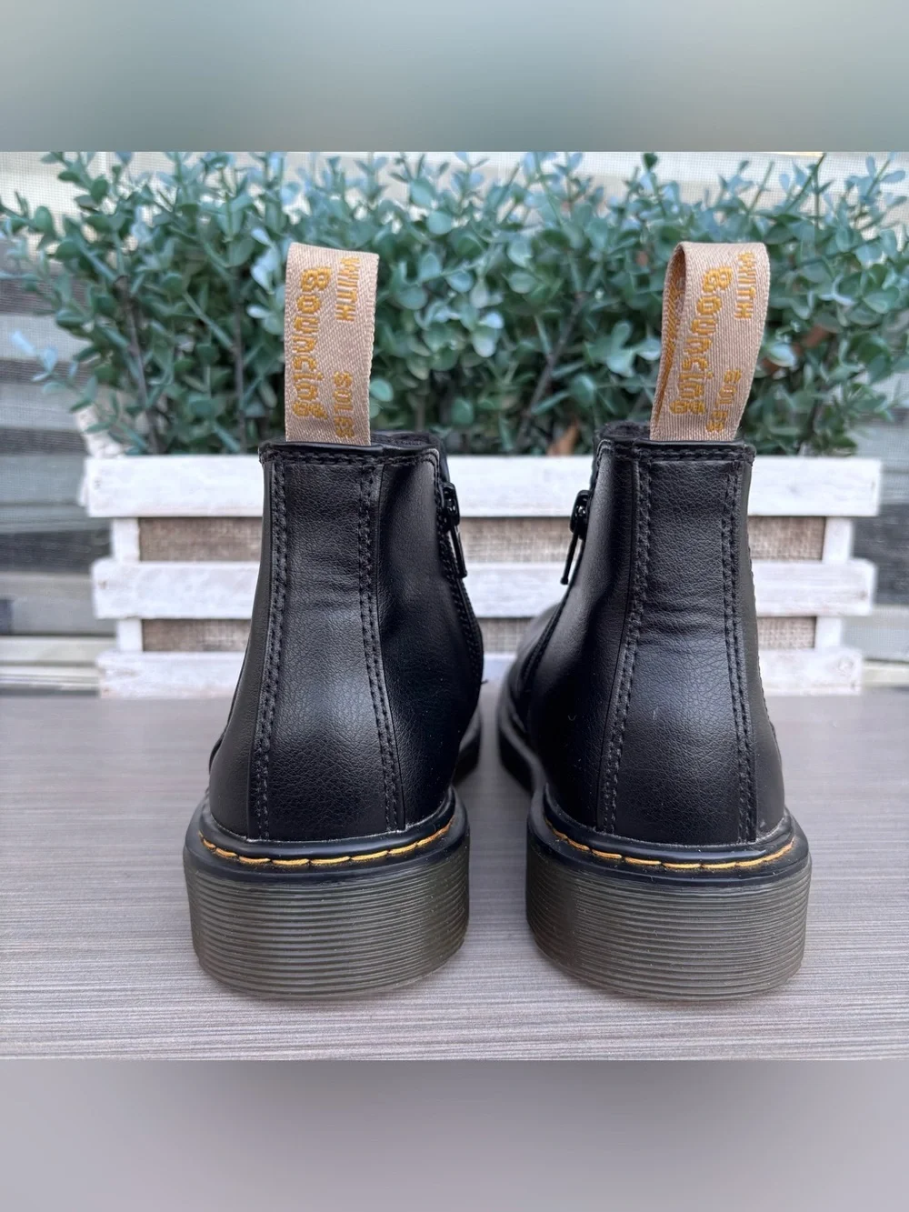 Dr. Martens Junior 2976 Chelsea Boots